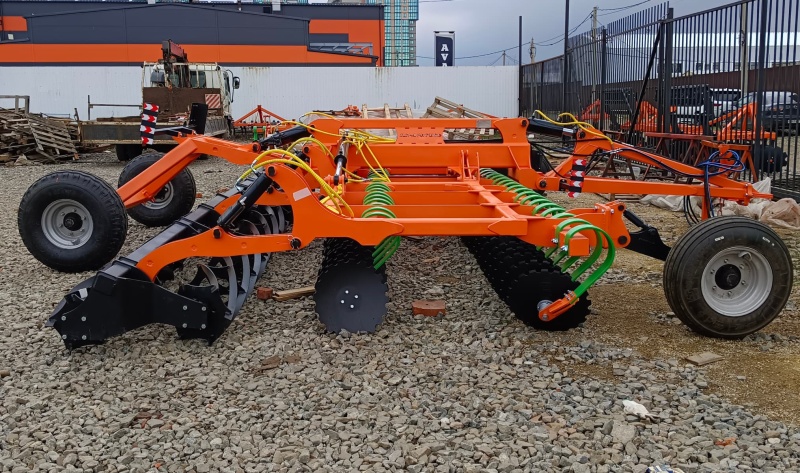 Лущильник мульчировщик дисковый прицепной «АВРОРА» ЛД-7Б, 56 рабочих узлов Лущильник мульчировщик дисковый прицепной «АВРОРА» ЛД-7Б, 56 рабочих узлов