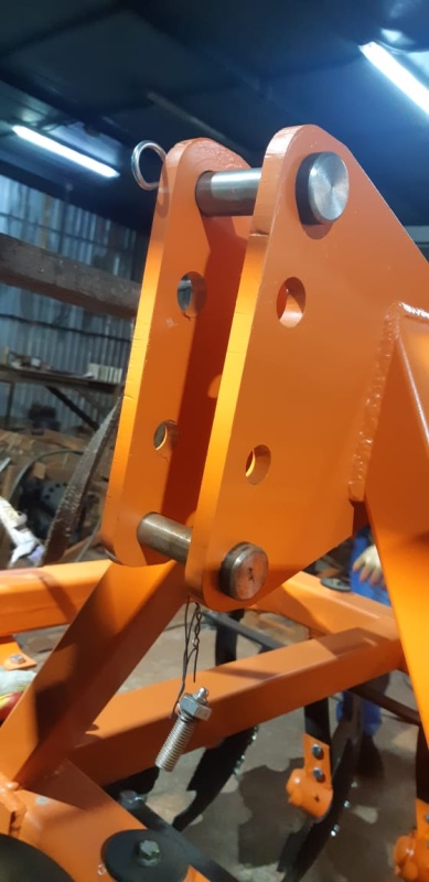 Борона дисковая навесная БДН 2,4х2Н, 14 рабочих органов Борона дисковая навесная БДН 2,4х2Н, 14 рабочих органов